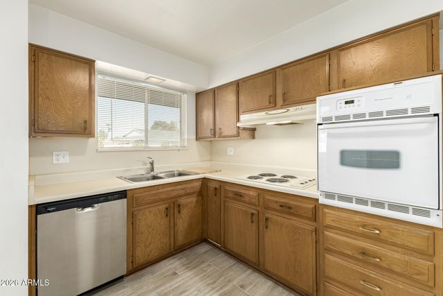 11014 W CHERYL Drive, Sun City, AZ 85351