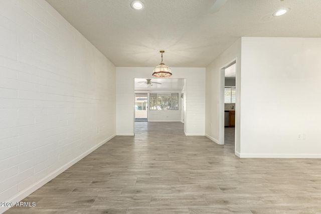 11014 W CHERYL Drive, Sun City, AZ 85351