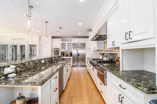 62 Riverford Road, Brookfield, CT 06804