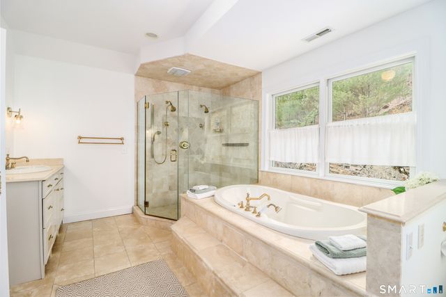 62 Riverford Road, Brookfield, CT 06804