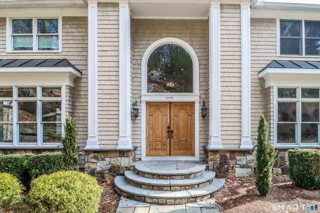 62 Riverford Road, Brookfield, CT 06804