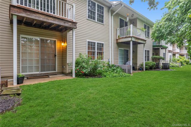 1125 Savoy Drive, Melville, NY 11747