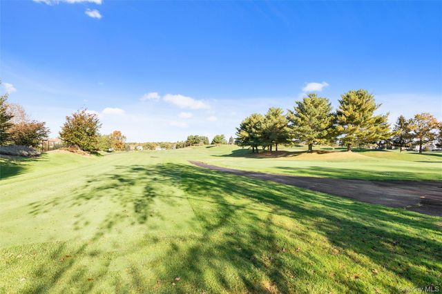 1125 Savoy Drive, Melville, NY 11747