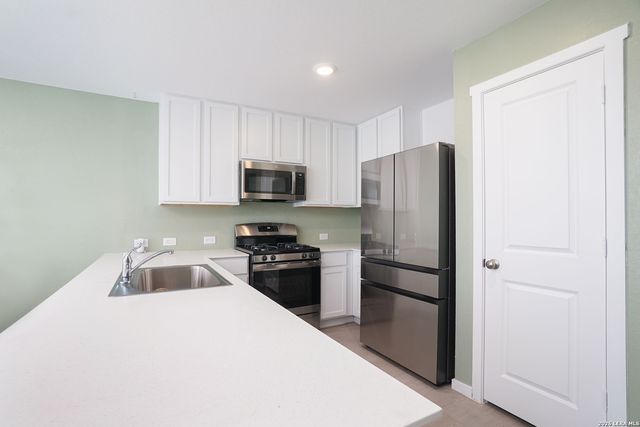 3644 Moon Hill, New Braunfels, TX 78132