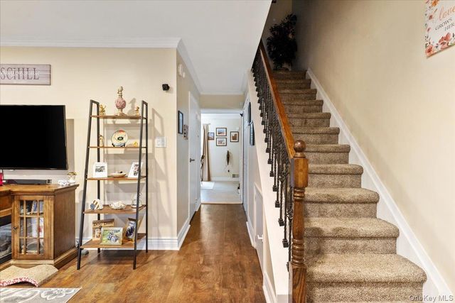 4 Raintree Court 4, Deer Park, NY 11729