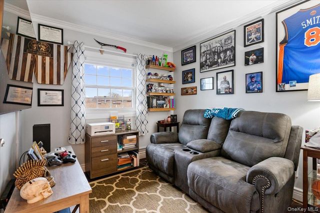 4 Raintree Court 4, Deer Park, NY 11729