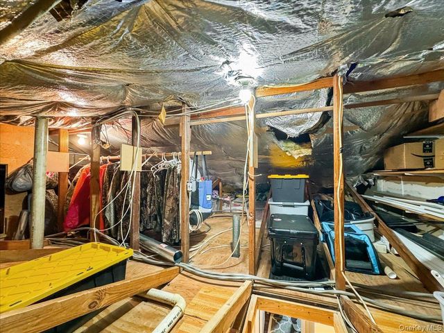 4 Raintree Court 4, Deer Park, NY 11729