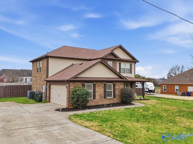 106 Kelsey Drive, New Market, AL 35761