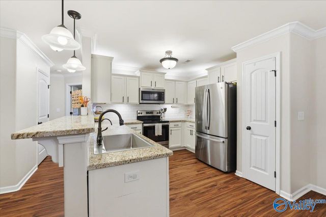 106 Kelsey Drive, New Market, AL 35761