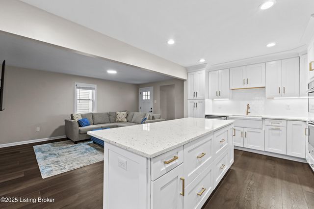 1112 E Burnett Ave, Louisville, KY 40217