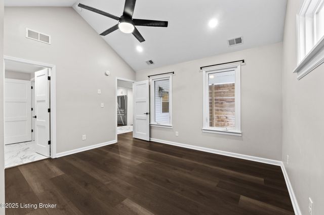 1112 E Burnett Ave, Louisville, KY 40217