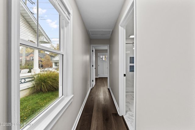 1112 E Burnett Ave, Louisville, KY 40217