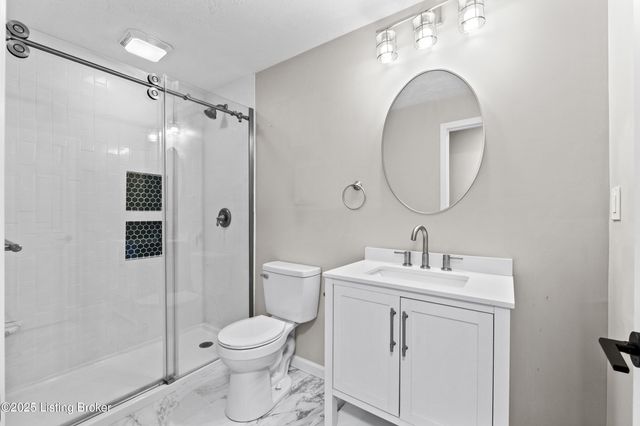 1112 E Burnett Ave, Louisville, KY 40217