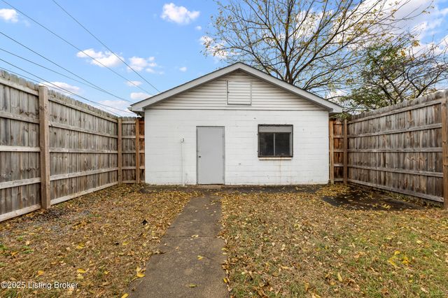 1112 E Burnett Ave, Louisville, KY 40217