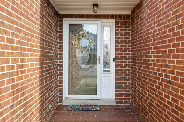 3316 Fort Harrods Court, Lexington, KY 40513