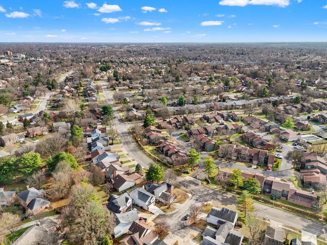 3316 Fort Harrods Court, Lexington, KY 40513