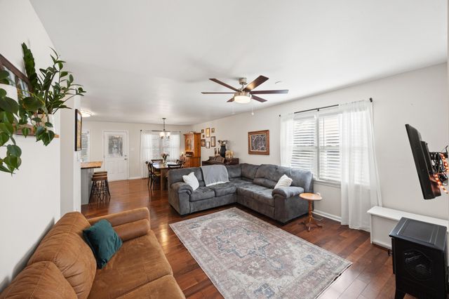 3316 Fort Harrods Court, Lexington, KY 40513