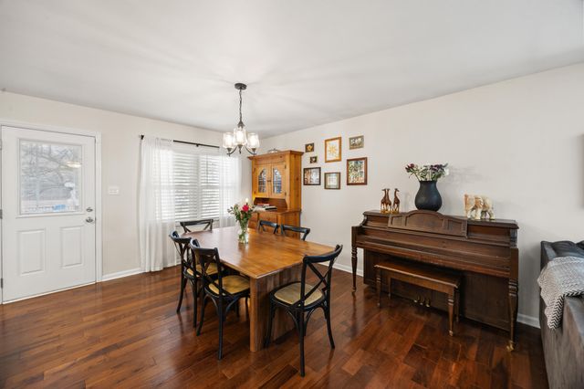 3316 Fort Harrods Court, Lexington, KY 40513