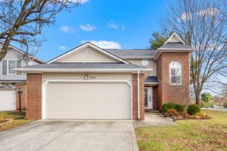 3316 Fort Harrods Court, Lexington, KY 40513