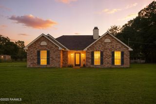 1110 Melvin Dupuis Road, Breaux Bridge, LA 70517
