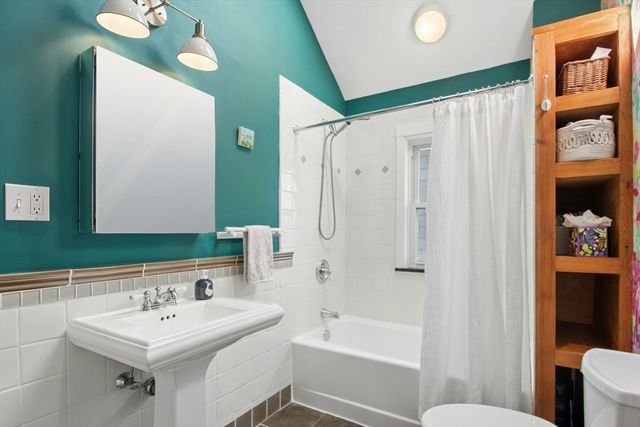 42 Wyman St 3, Boston, MA 02130