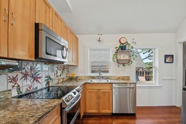 42 Wyman St 3, Boston, MA 02130