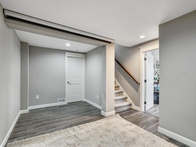 655 11th Avenue N, South Saint Paul, MN 55075