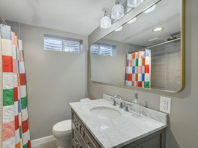 655 11th Avenue N, South Saint Paul, MN 55075