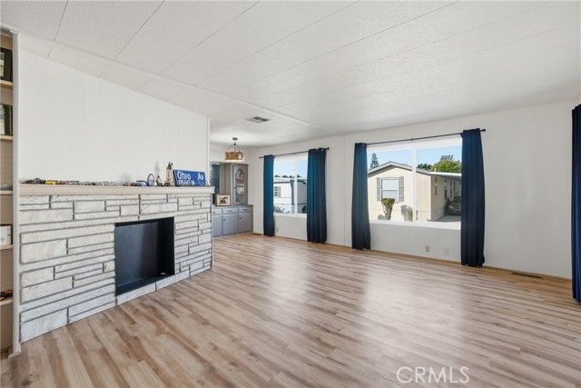 65 Via Sintra 65, Camarillo, CA 93012