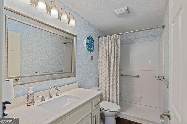 1800 Clairmont Lake A209, Decatur, GA 30033