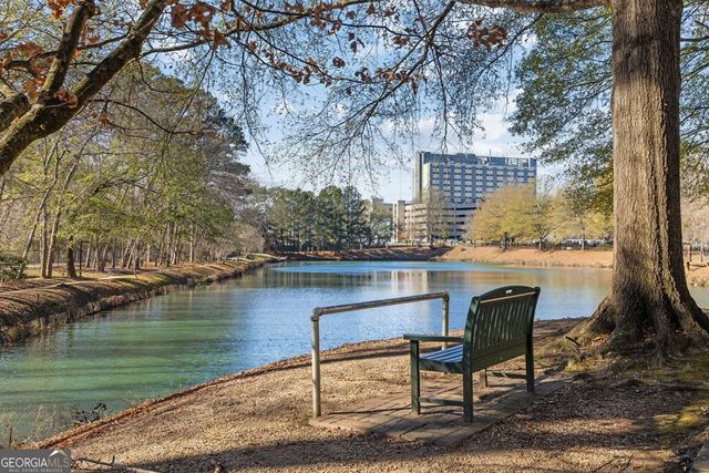 1800 Clairmont Lake A209, Decatur, GA 30033