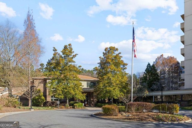 1800 Clairmont Lake A209, Decatur, GA 30033