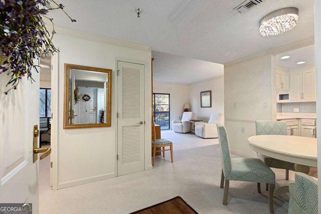 1800 Clairmont Lake A209, Decatur, GA 30033