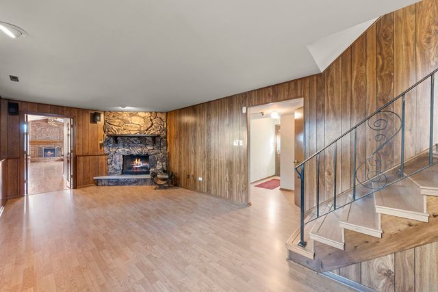 3068 Hickory Road, Homewood, IL 60430