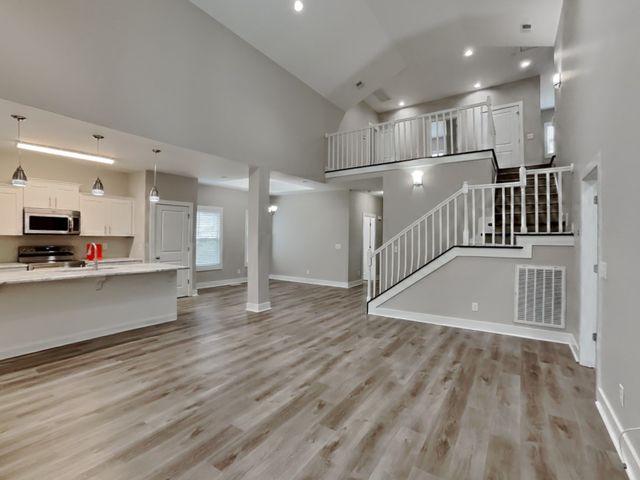 1765 Bridgecrest Dr, Antioch, TN 37013