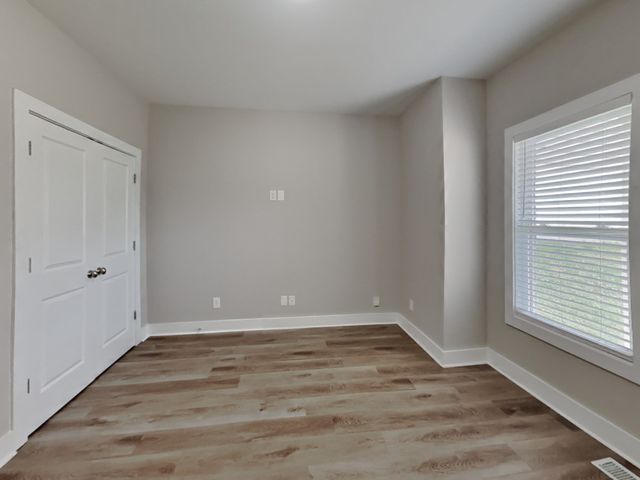 1765 Bridgecrest Dr, Antioch, TN 37013