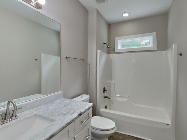 1765 Bridgecrest Dr, Antioch, TN 37013