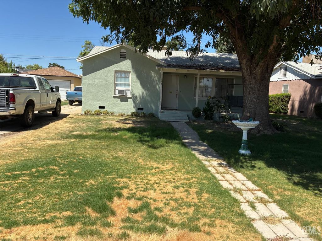 512 Arvin Street, Bakersfield, CA 93308