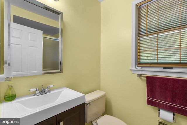300 STONEHURST RD, Phoenix, MD 21131