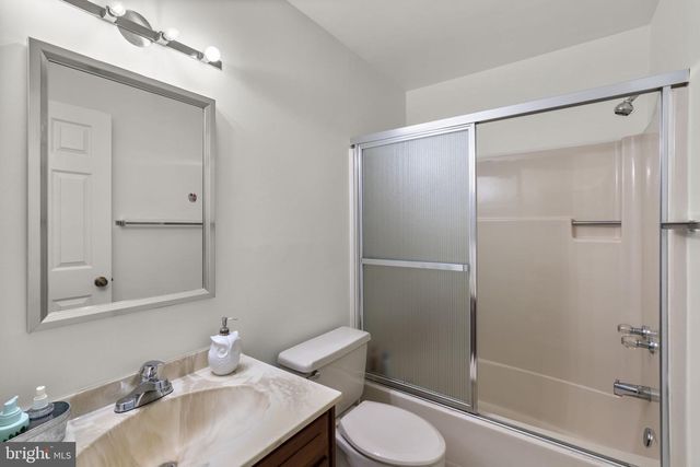 300 STONEHURST RD, Phoenix, MD 21131