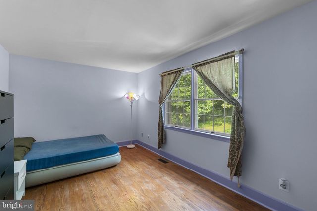 300 STONEHURST RD, Phoenix, MD 21131