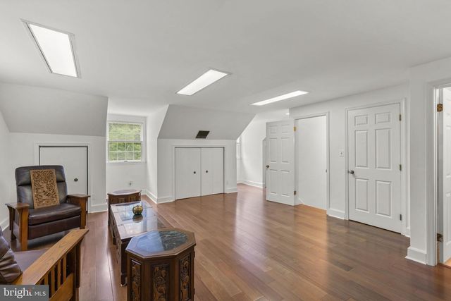 300 STONEHURST RD, Phoenix, MD 21131