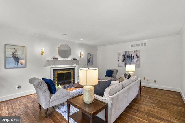 300 STONEHURST RD, Phoenix, MD 21131