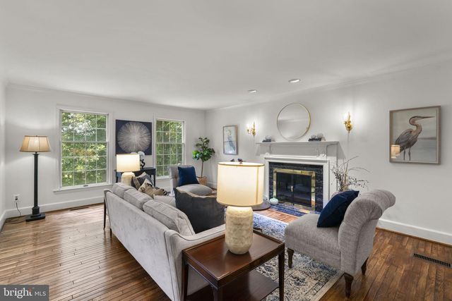 300 STONEHURST RD, Phoenix, MD 21131