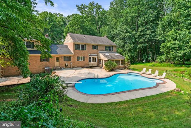 300 STONEHURST RD, Phoenix, MD 21131