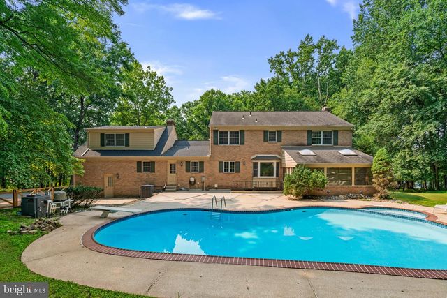 300 STONEHURST RD, Phoenix, MD 21131