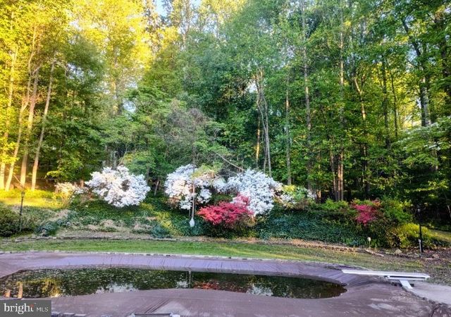300 STONEHURST RD, Phoenix, MD 21131