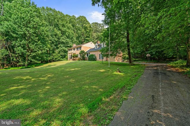300 STONEHURST RD, Phoenix, MD 21131