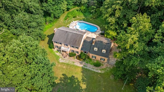 300 STONEHURST RD, Phoenix, MD 21131