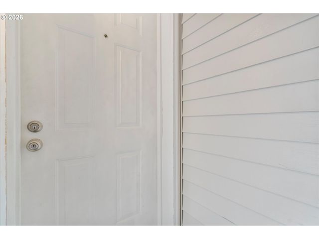 1546 Ne CLEVELAND Ave, Gresham, OR 97030
